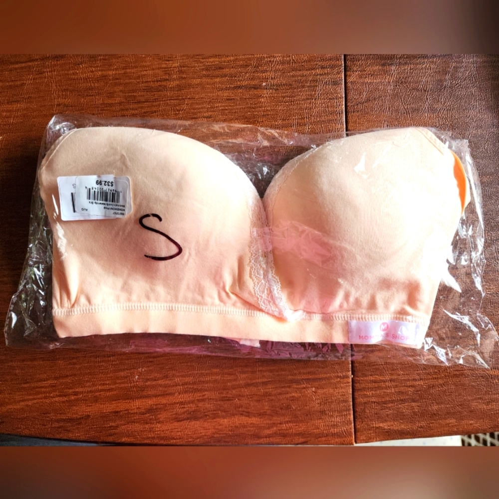 New Momma's Shop Maternity  Nursing Bra size small peach